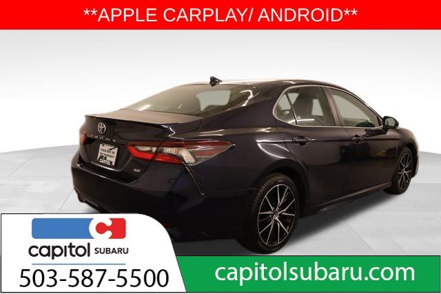 2021 Toyota Camry SE photo 2