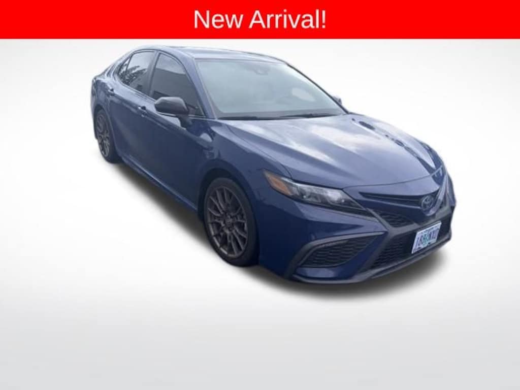 Used 2023 Toyota Camry Hybrid SE Sedan