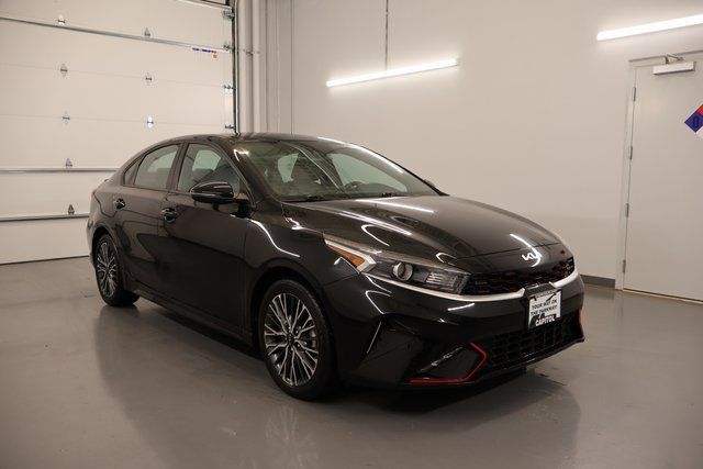 2023 Kia Forte GT-Line's photo