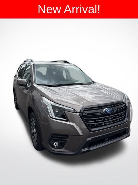 2024 Subaru Forester Premium's photo