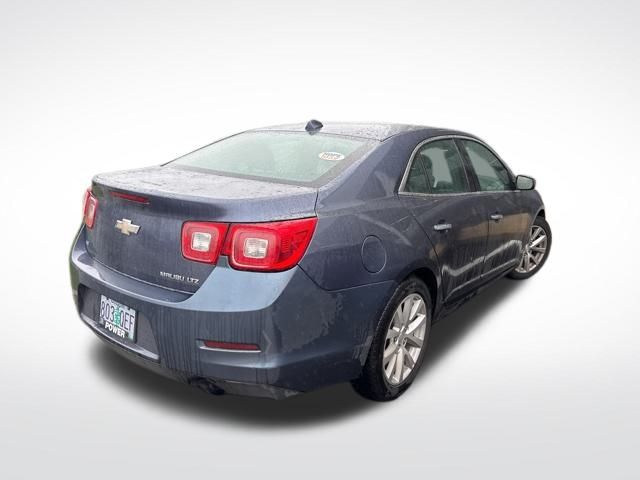 2014 Chevrolet Malibu LTZ photo 2