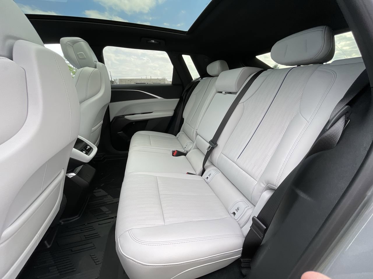 2025 Cadillac LYRIQ Sport 1 - Photo 22