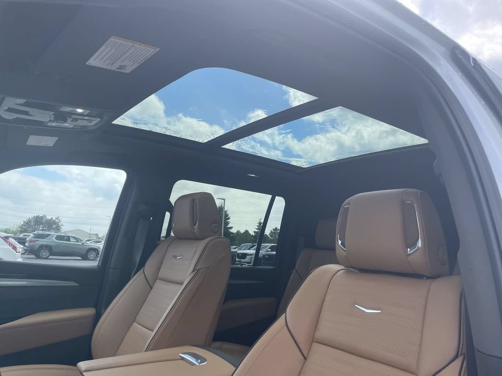 2026 Cadillac Escalade ESV Luxury - Photo 17