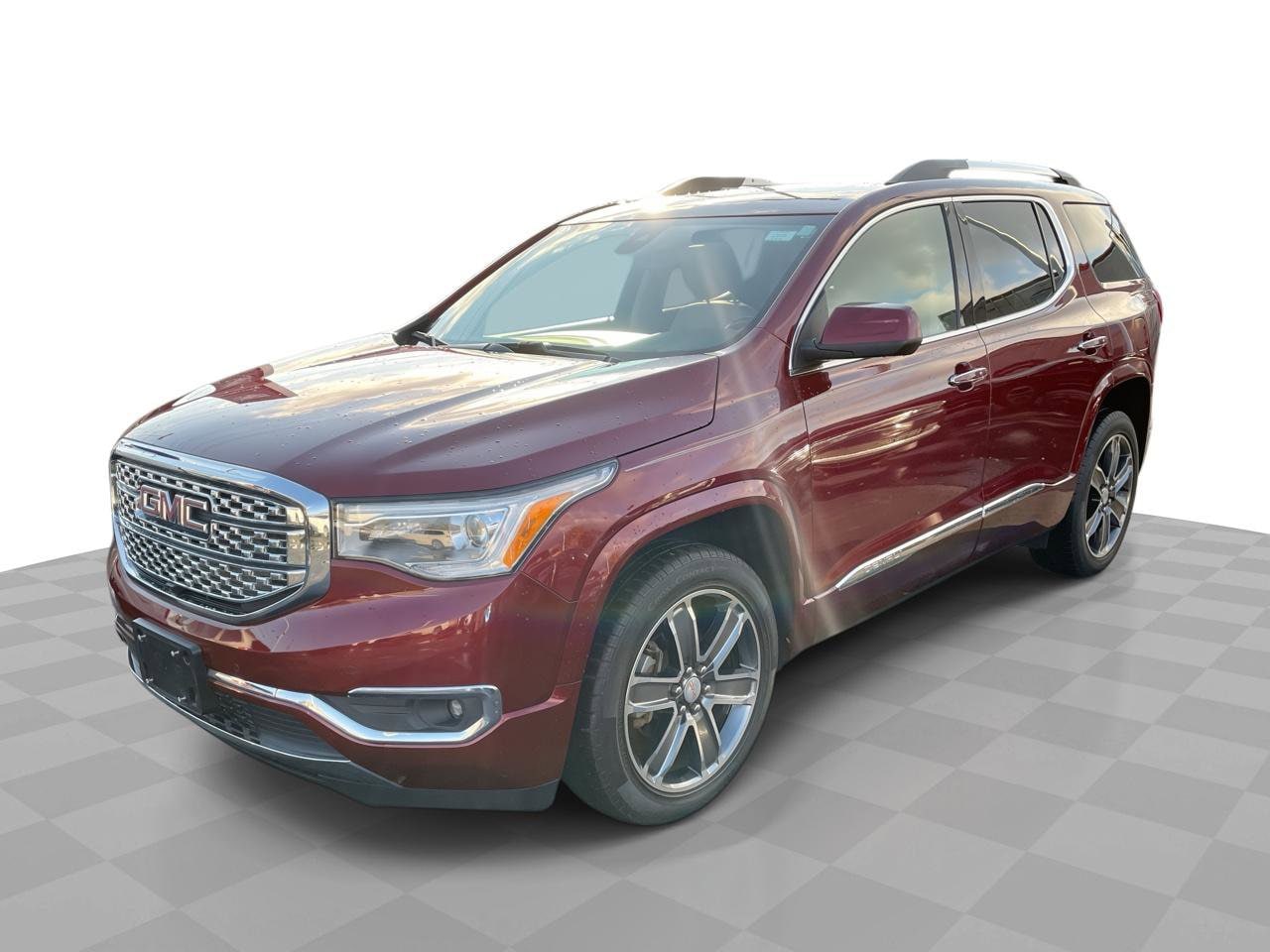 2017 GMC Acadia Denali's photo