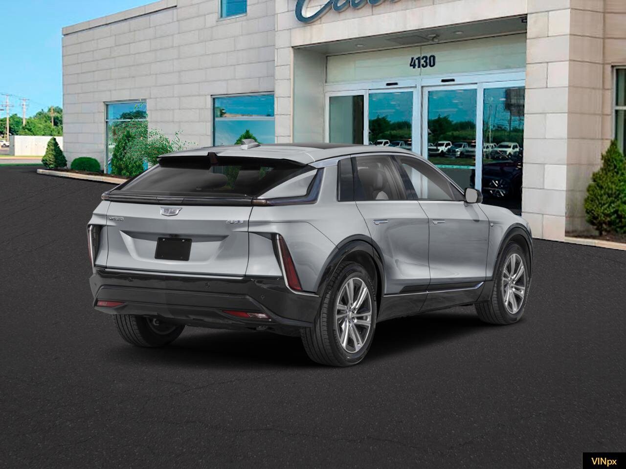 2025 Cadillac Lyriq Sport photo 2