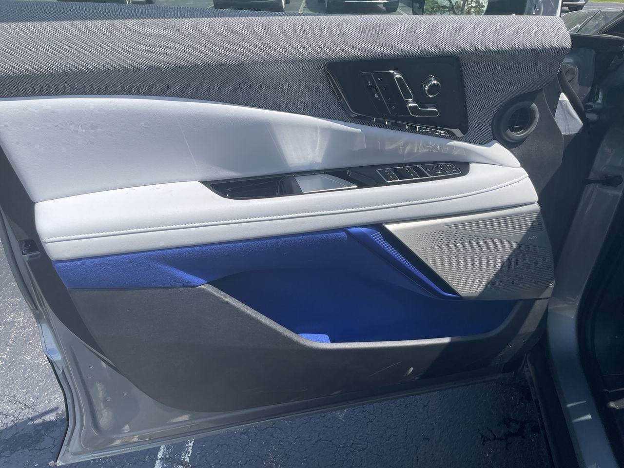2026 Cadillac OPTIQ Sport - Photo 22