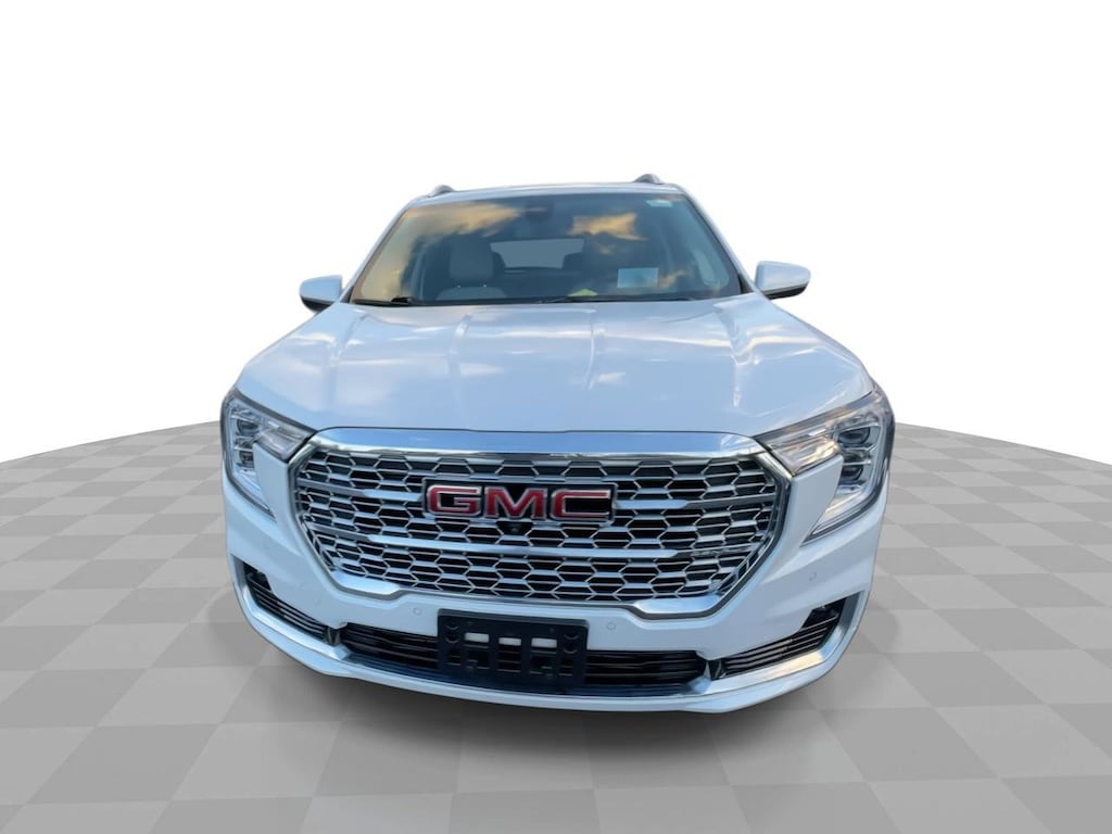 Used 2023 GMC Terrain Denali SUV