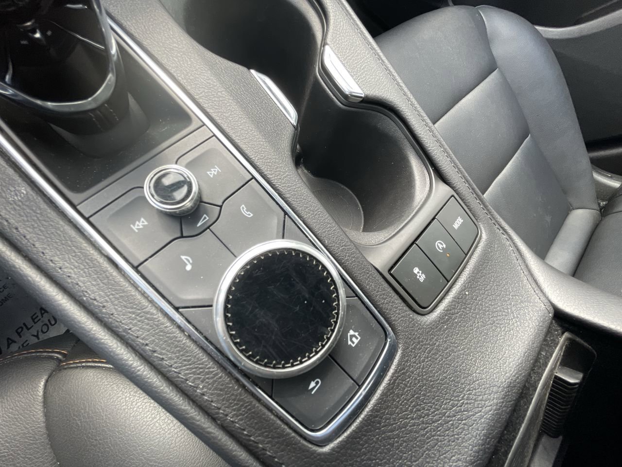 2023 Cadillac XT4 Sport - Photo 33
