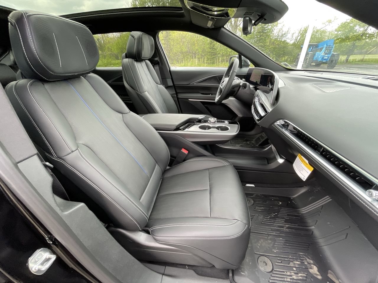 2025 Cadillac LYRIQ Sport 2 - Photo 25