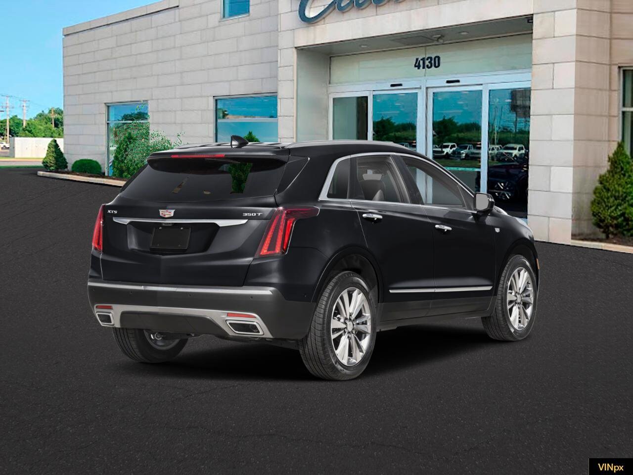 2025 Cadillac XT5 Premium Luxury photo 2