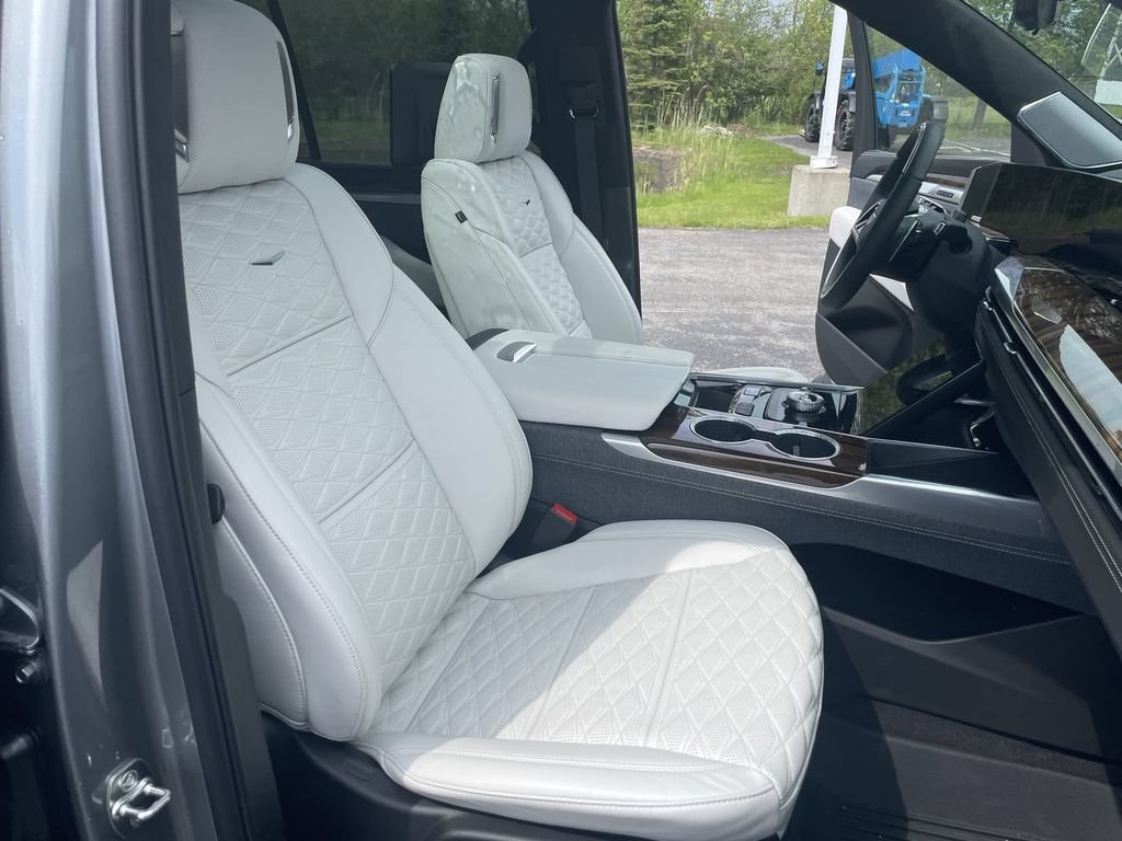 2026 Cadillac Escalade ESV Platinum Sport - Photo 24