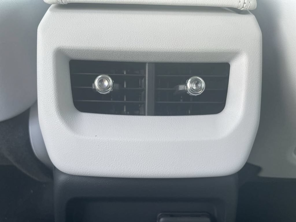 2026 Cadillac OPTIQ Sport - Photo 21