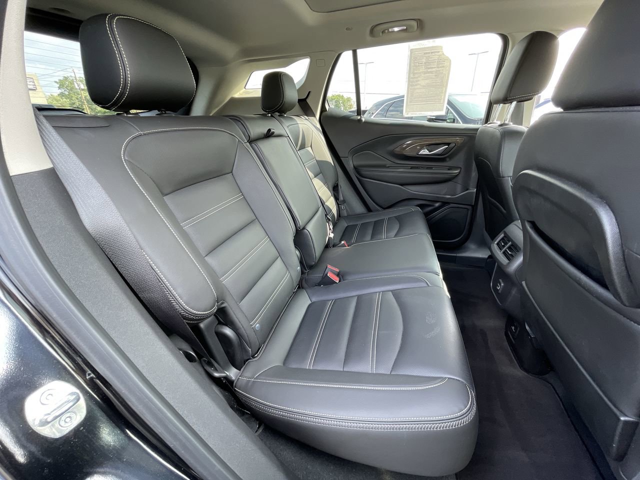 2023 GMC Terrain Denali - Photo 28
