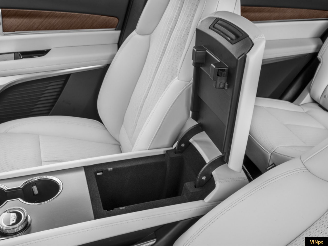 2027 Cadillac VISTIQ Sport - Photo 12