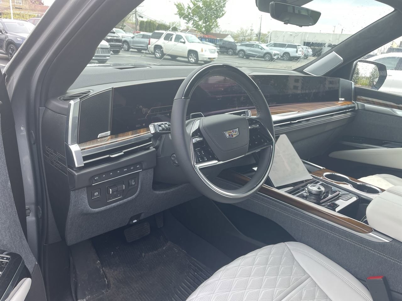 2026 Cadillac Escalade ESV Platinum Sport - Photo 10