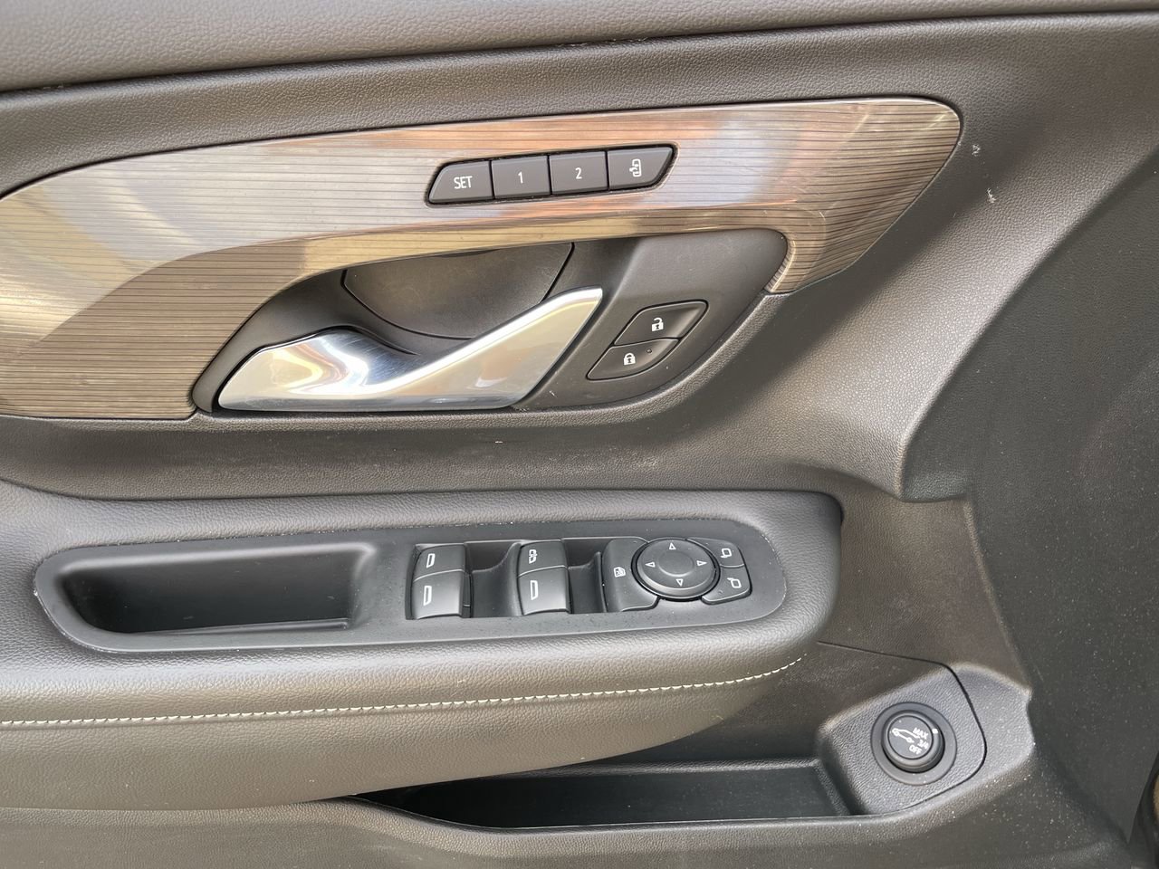 2023 GMC Terrain Denali - Photo 24