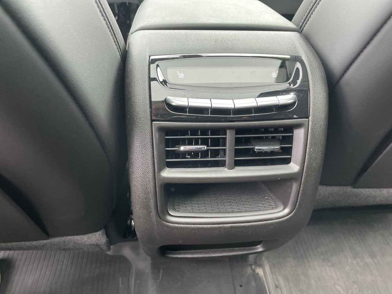 2023 Cadillac XT5 Sport - Photo 22