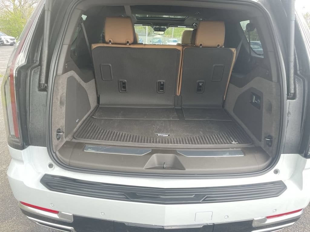 2026 Cadillac Escalade ESV Luxury - Photo 23