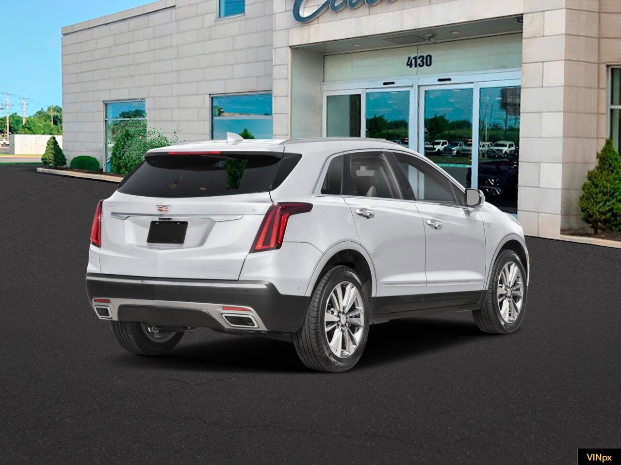 2025 Cadillac XT5 Premium Luxury photo 2