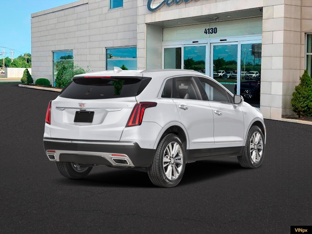 2025 Cadillac XT5 Premium Luxury photo 2