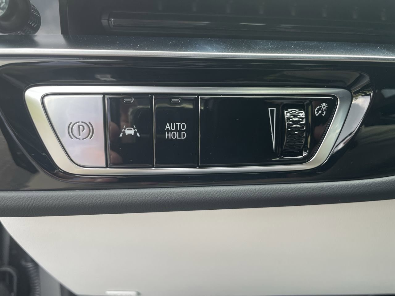 2025 Cadillac LYRIQ Sport 1 - Photo 16