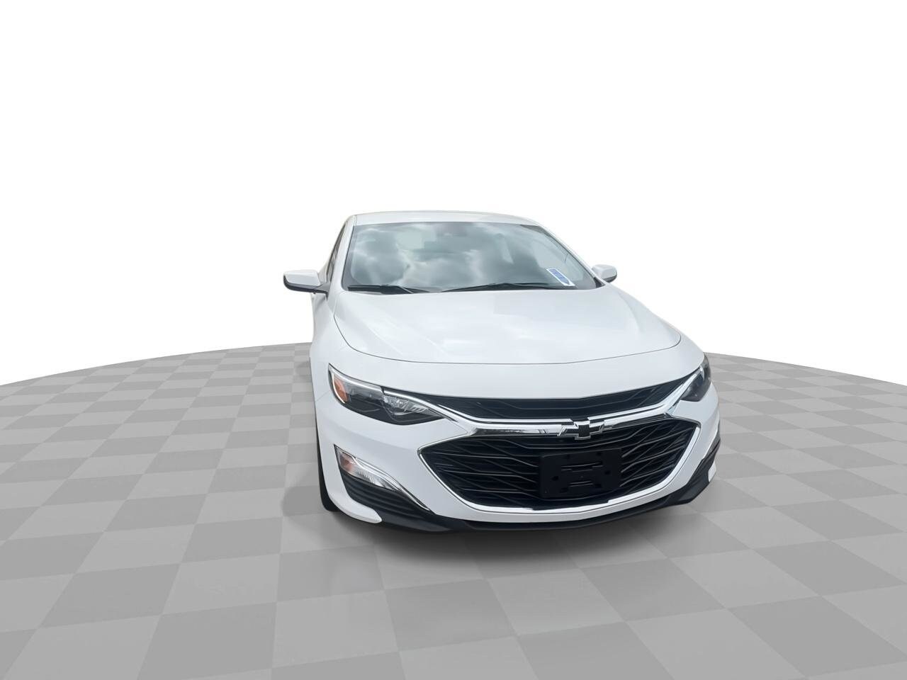 2025 Chevrolet Malibu RS photo 3