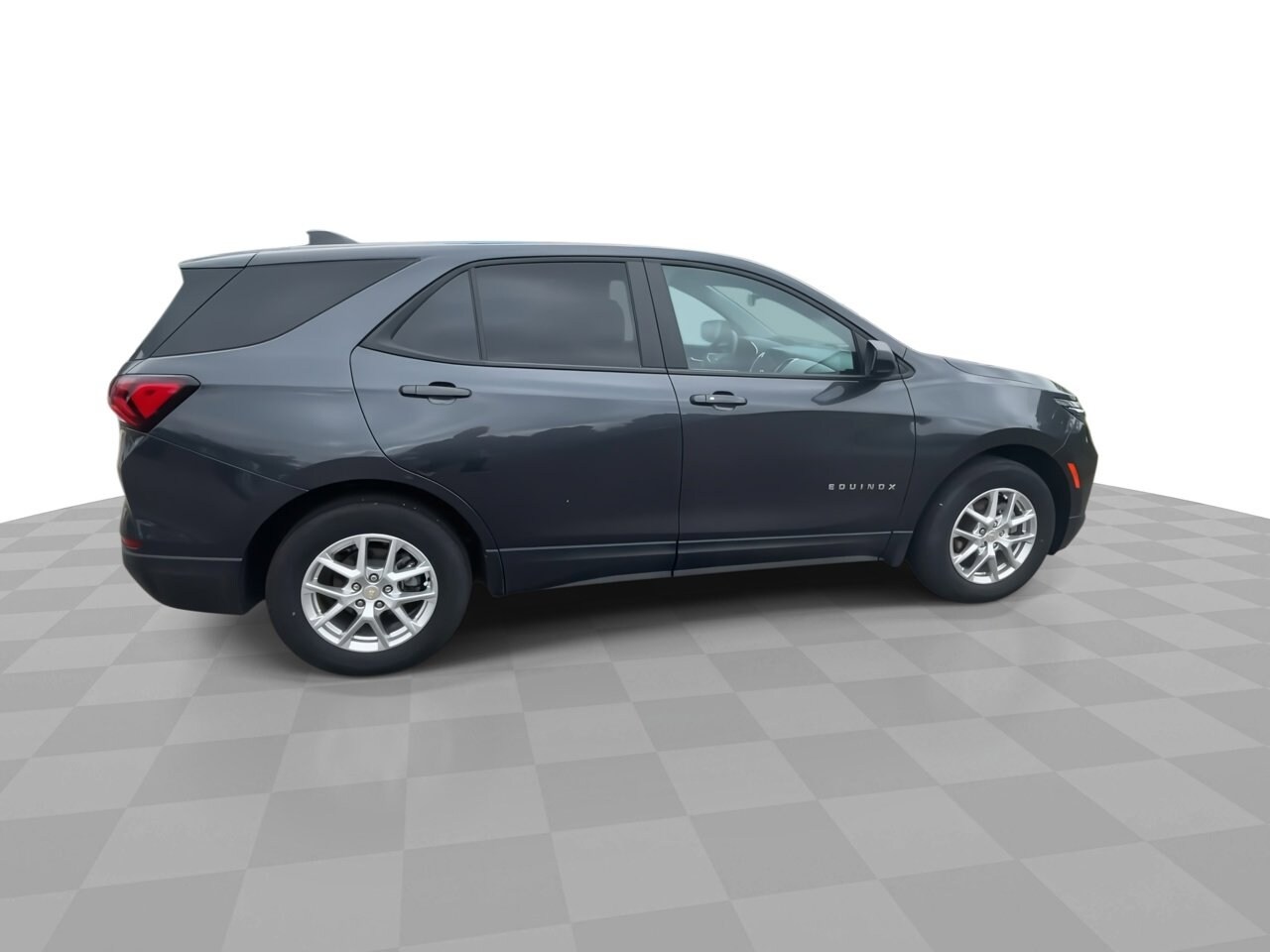 2022 Chevrolet Equinox LS photo 2
