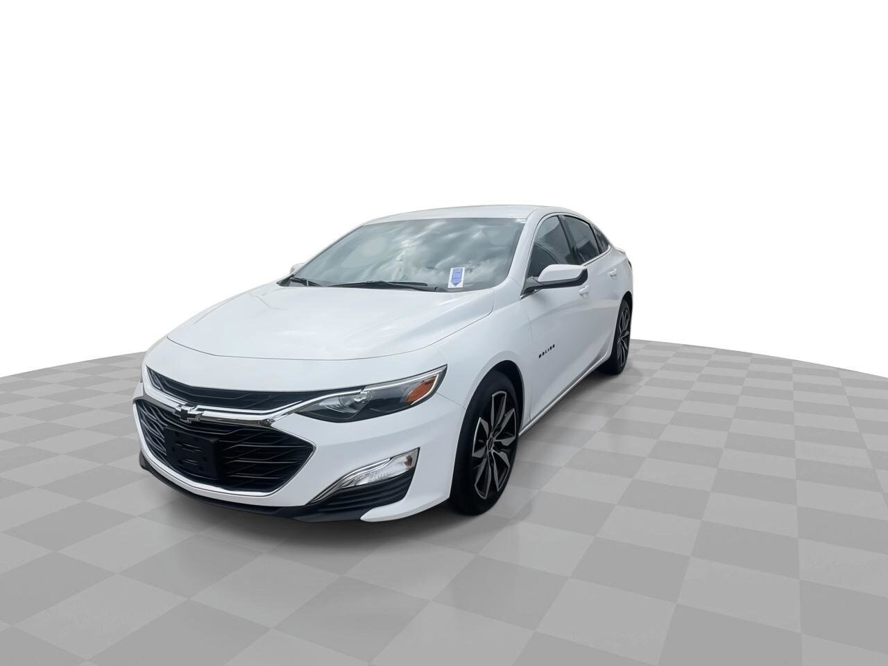 2025 Chevrolet Malibu RS photo 4