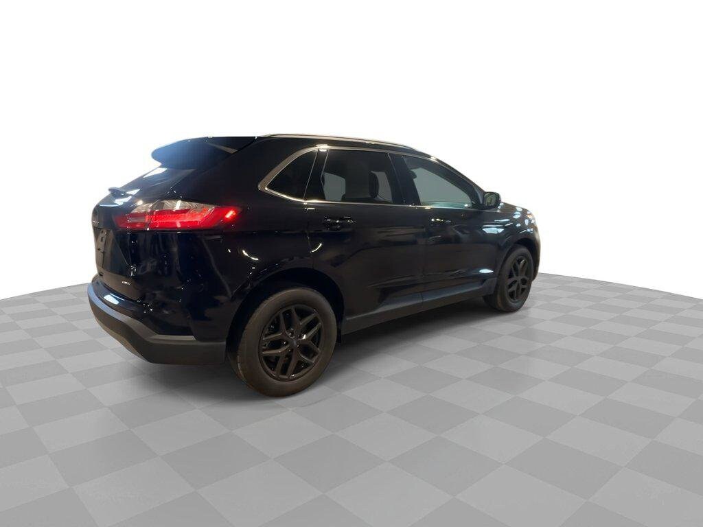 Used 2022 Ford Edge SEL SUV