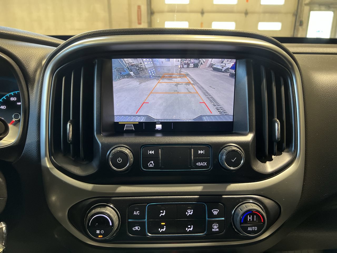 2022 Chevrolet Colorado ZR2 - Photo 14