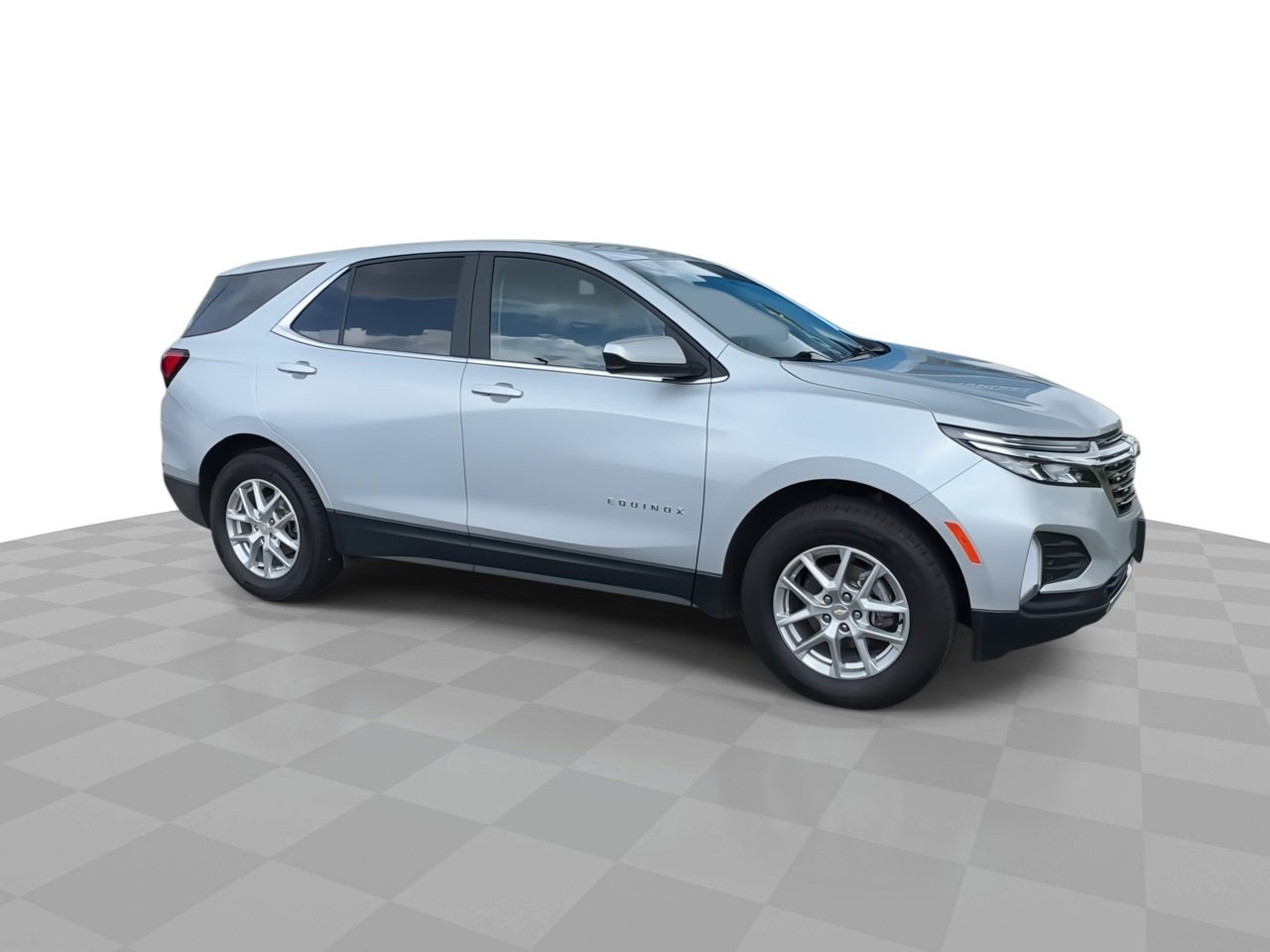 2022 Chevrolet Equinox LT photo 2