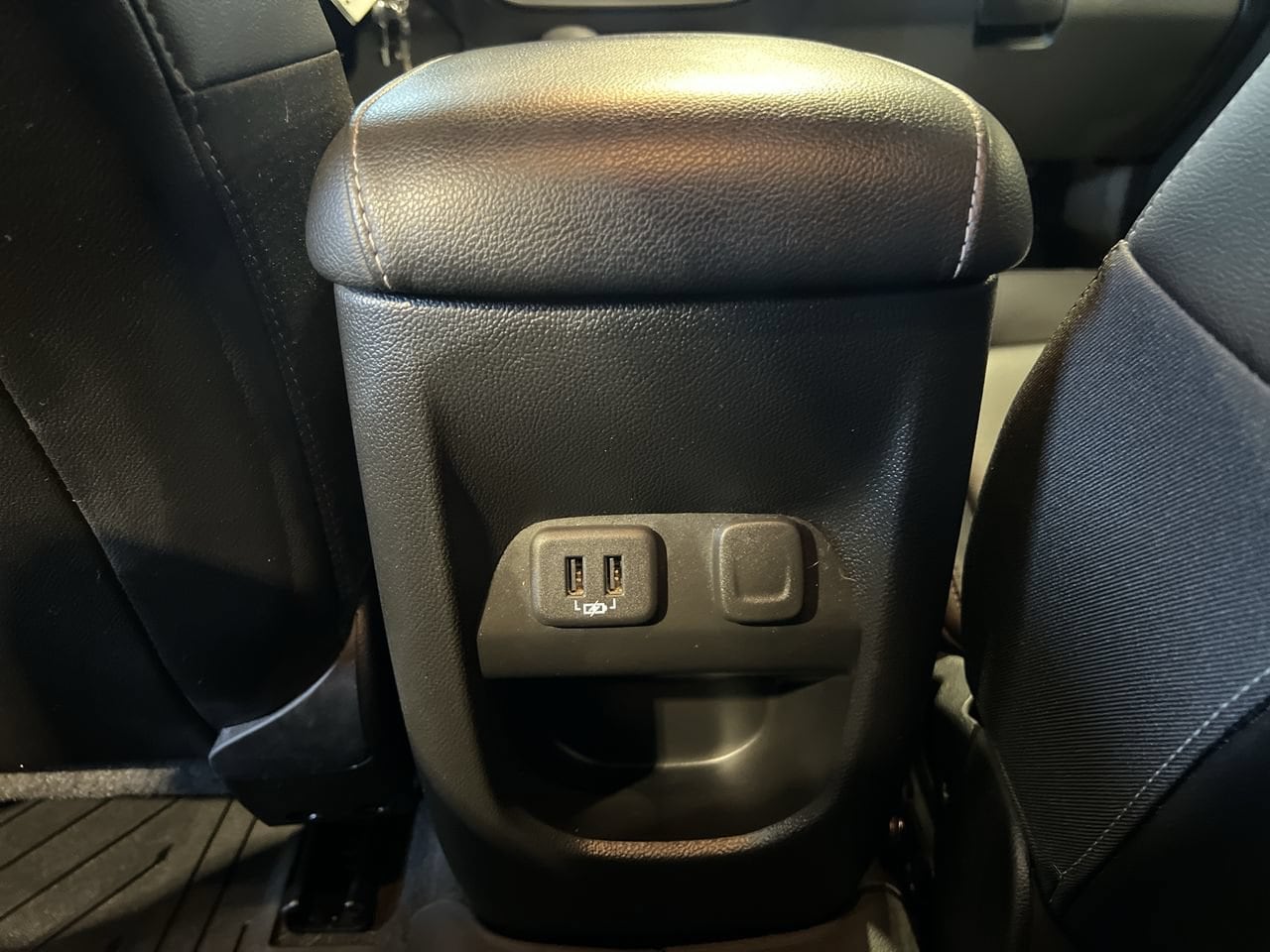 2022 Chevrolet Colorado ZR2 - Photo 20
