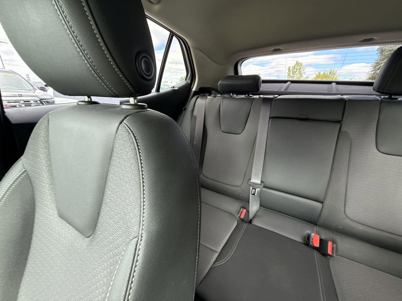 2023 Buick Encore GX Select photo 3
