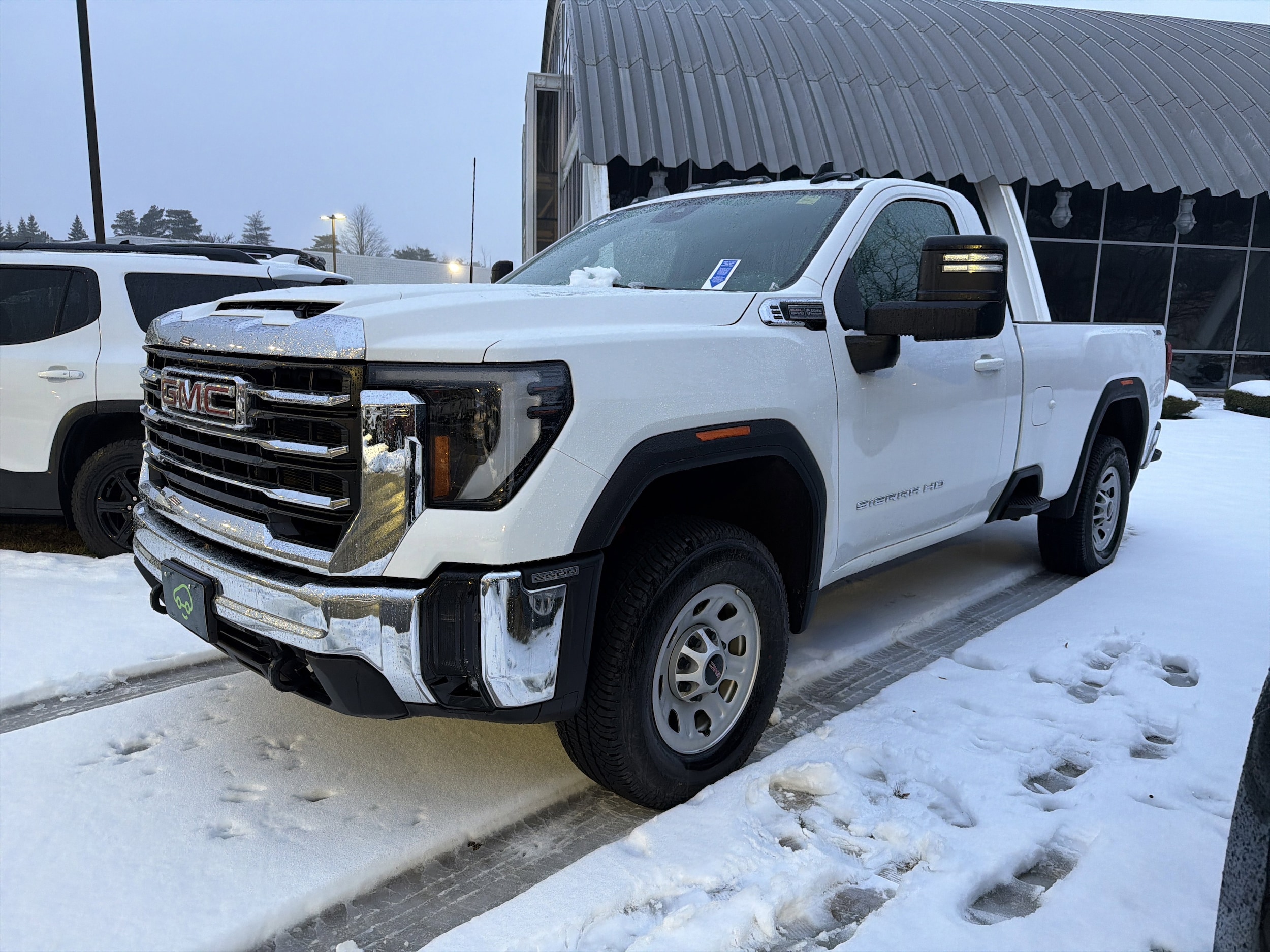 2024 GMC Sierra 2500HD SLE's photo