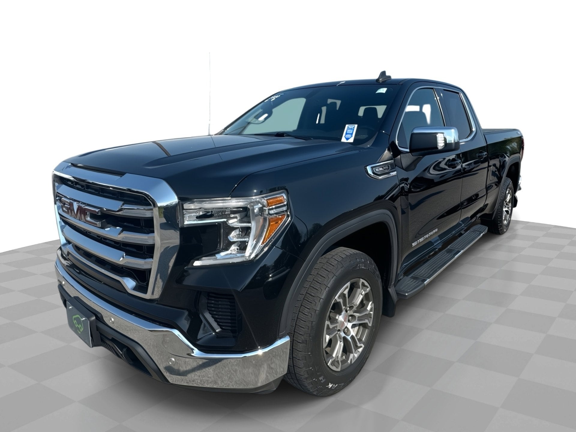 2020 GMC Sierra 4WD Double Cab Standard Box SLE's photo