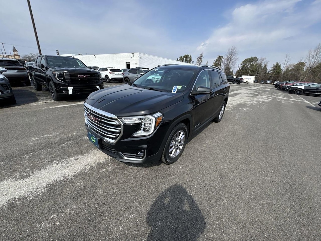 Used 2022 GMC Terrain SLT SUV