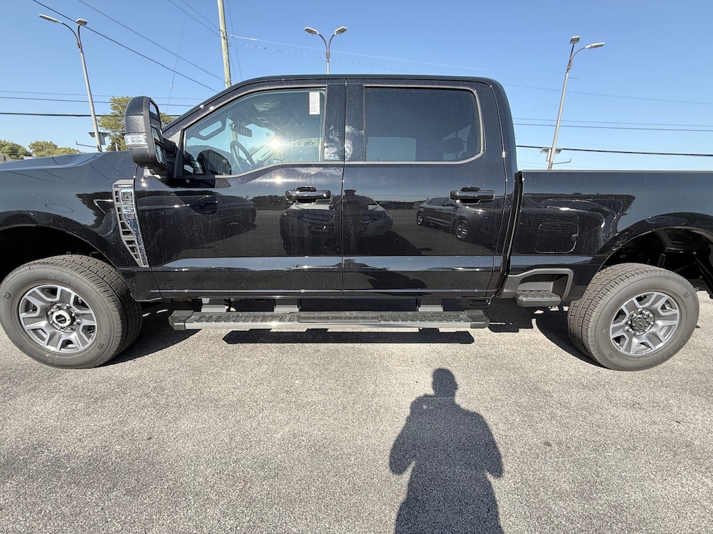 New 2026 Ford Super Duty F-250 Lariat TRUCK
