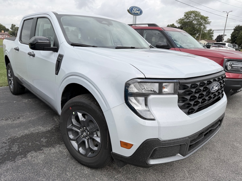 New 2025 Ford Maverick XLT TRUCK