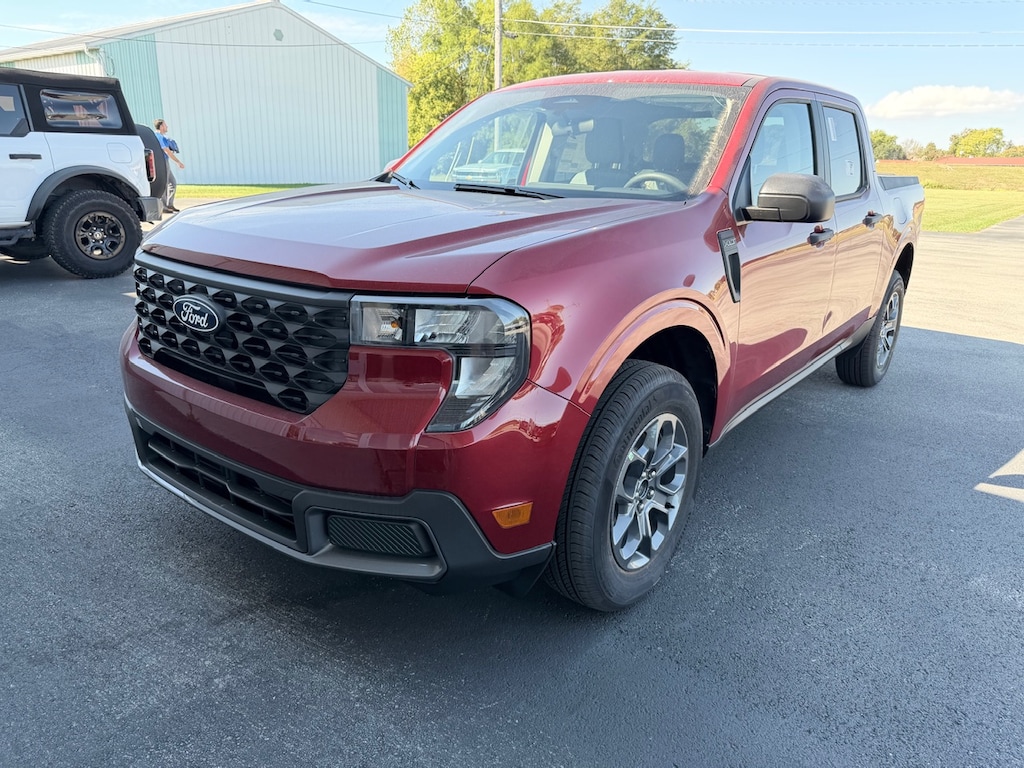 New 2025 Ford Maverick XLT TRUCK