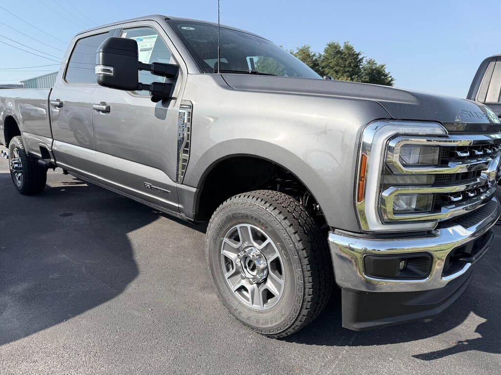 New 2026 Ford Super Duty F-350 Lariat TRUCK