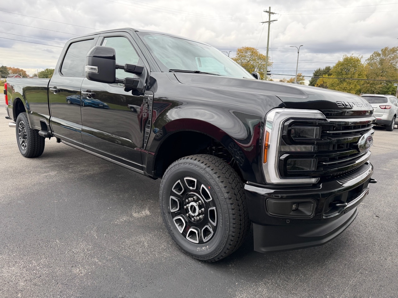 2026 Ford F-350 Super Duty Platinum's photo