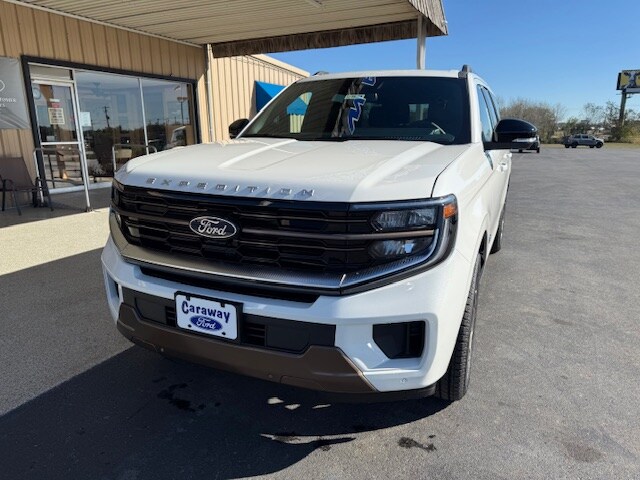 2025 Ford Expedition King Ranch MAX photo 3