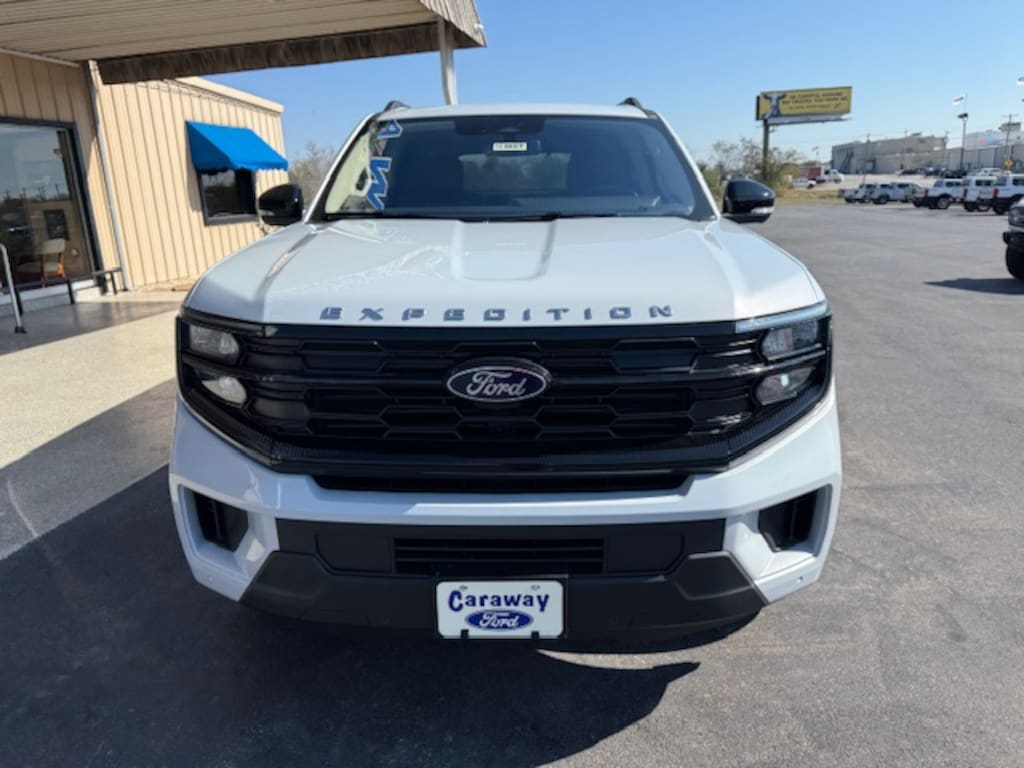 New 2025 Ford Expedition ACTIVE 4X2 SUV