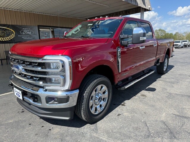 2026 Ford F-350 Lariat photo 2