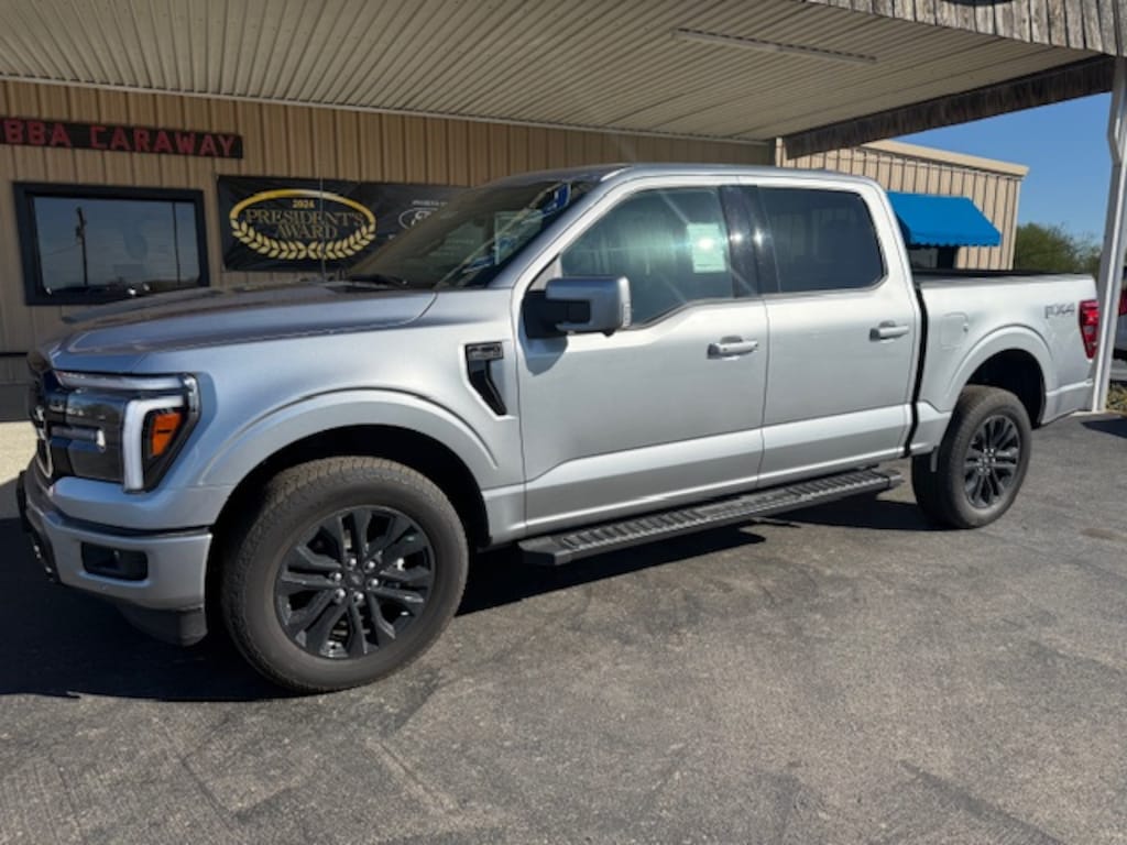 New 2025 Ford F-150 lariat 4x4 TRUCK