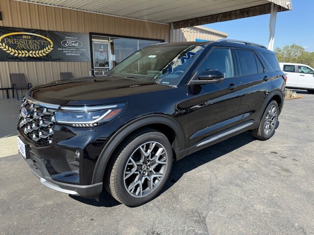 2025 Ford Explorer Platinum photo 3