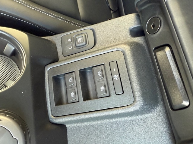 2025 Ford Bronco 4-Door Outer Banks - Photo 13