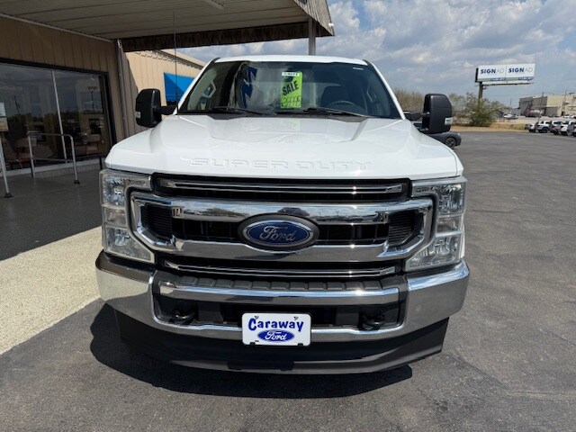 2022 Ford F-250 XLT photo 4