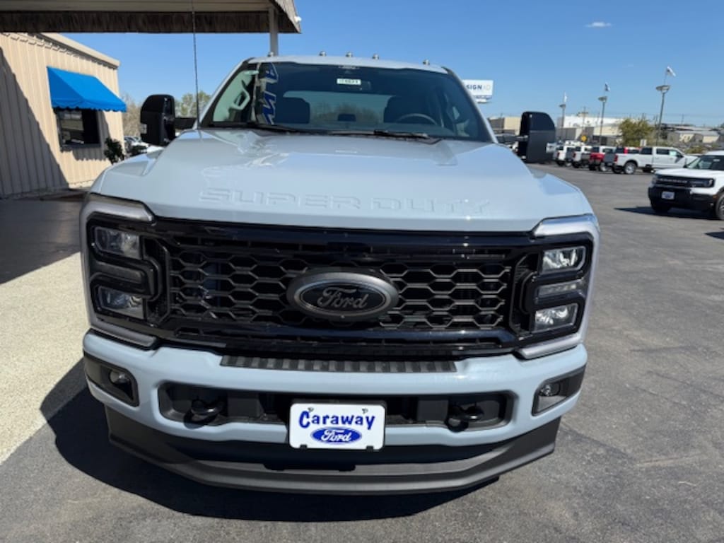 New 2026 Ford F-350 LARIAT 4X4 TRUCK