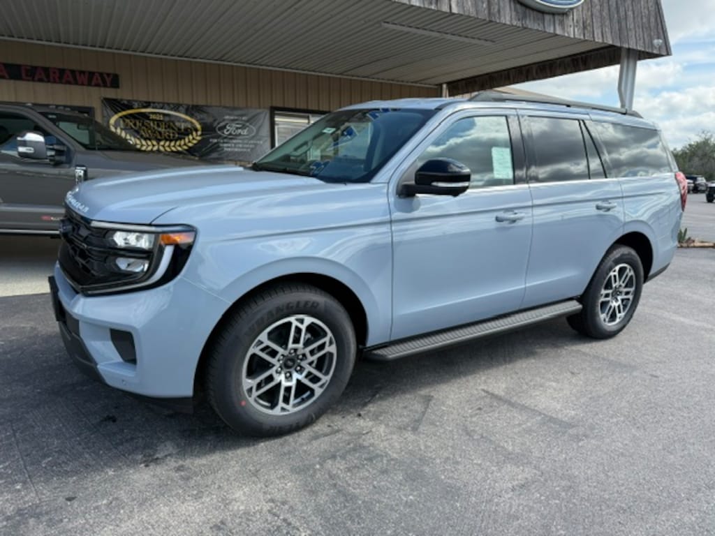 New 2026 Ford Expedition Active SUV